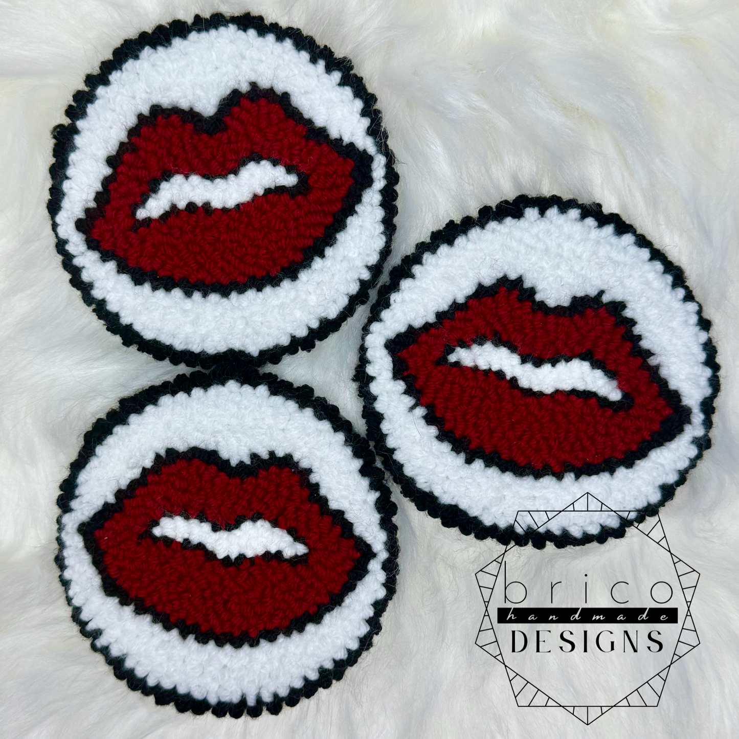 Red Lips Mug Rug